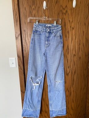 Zara Light Blue Straight-Leg Distressed Jeans